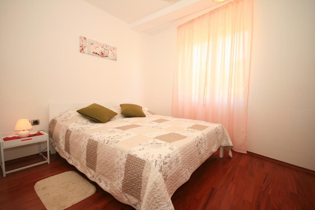 Apartment Mimoza 6, Baska, Krk Exterior foto